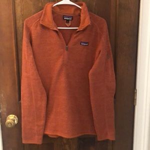 Gorgeous rust colored Patagonia ladies 1/4 zip sweater